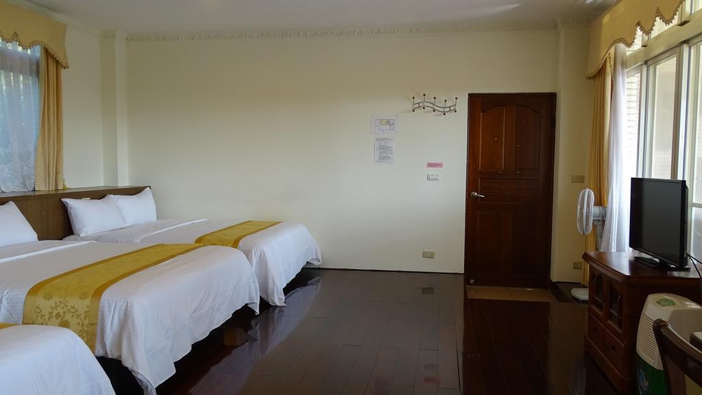 Emoonten Homestay Sanzhi Buitenkant foto