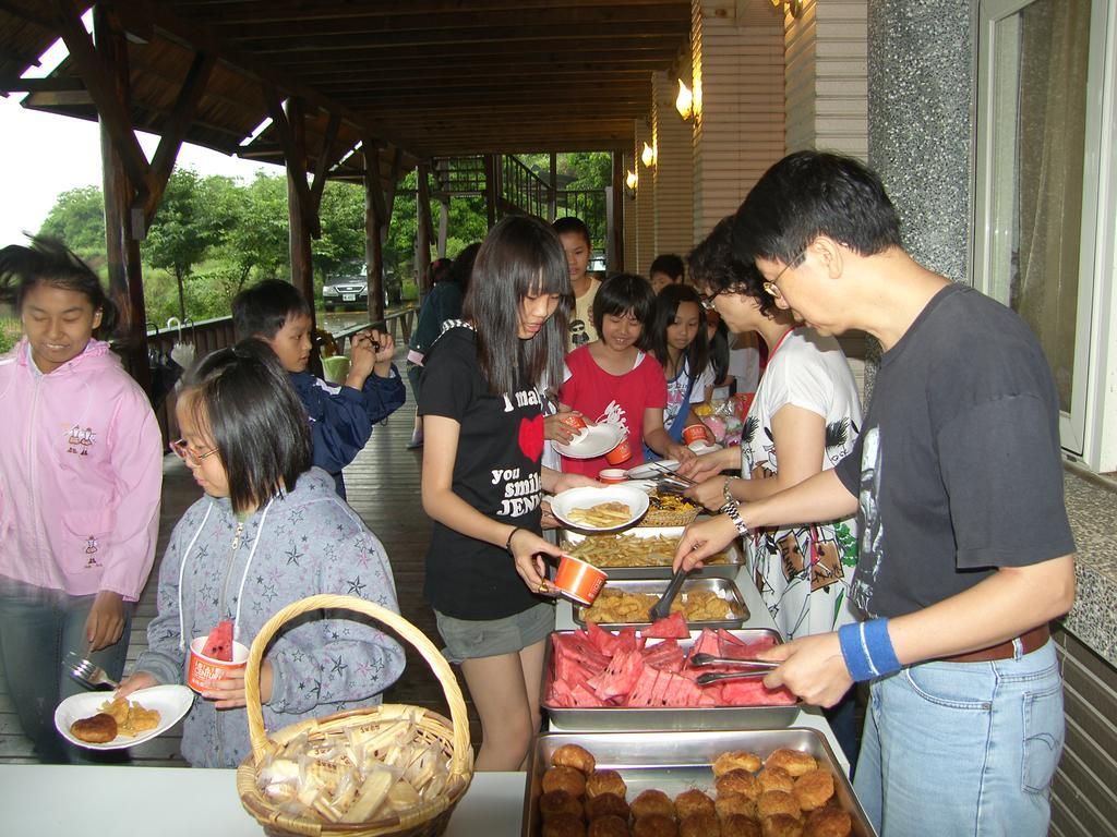 Emoonten Homestay Sanzhi Buitenkant foto