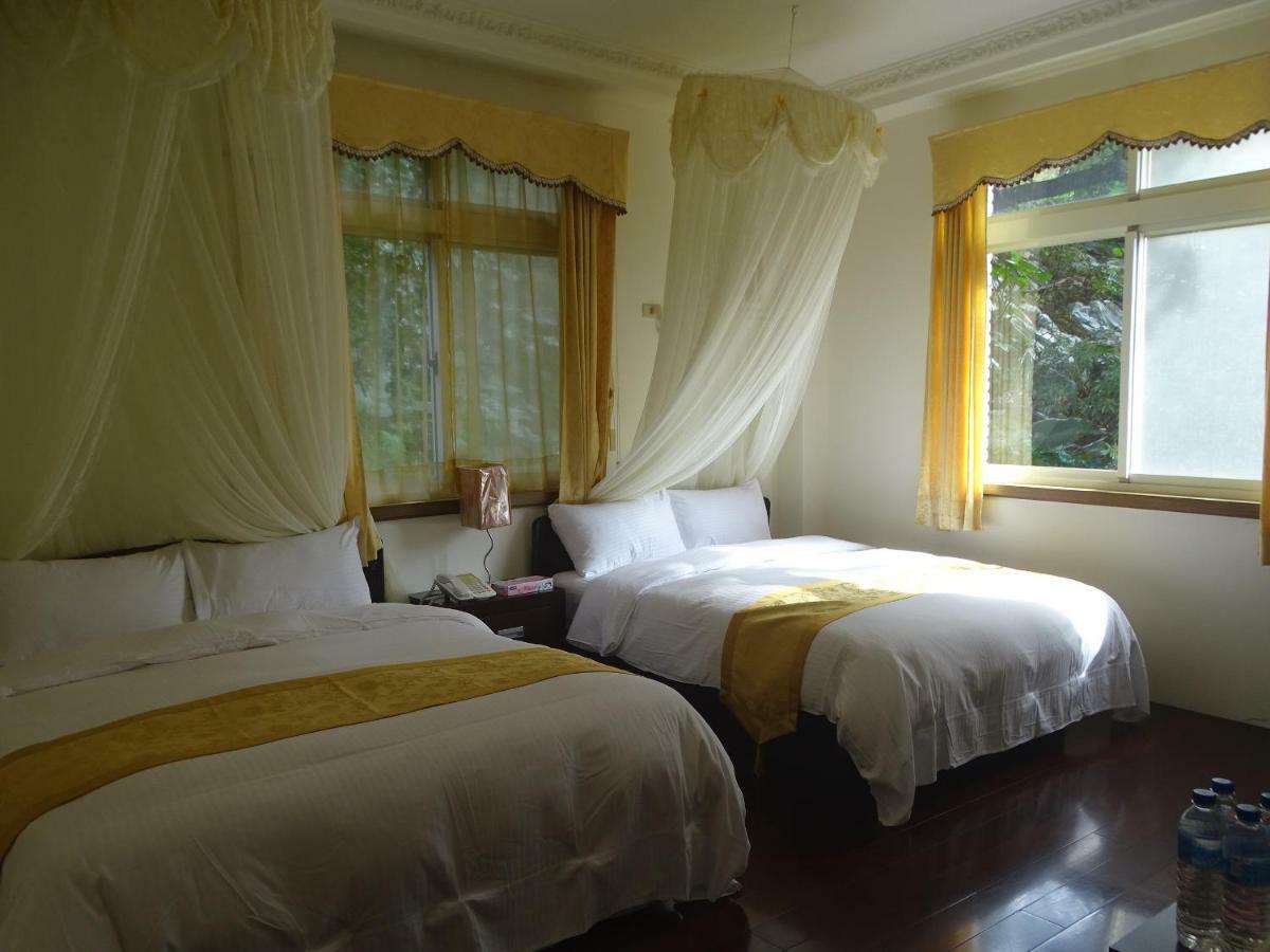Emoonten Homestay Sanzhi Buitenkant foto
